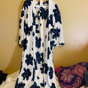 Fashion nova blue and white Kimono
